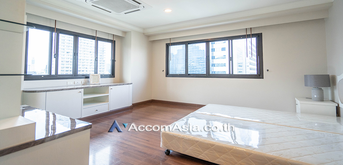 7  3 br Apartment for rent and sale in Sukhumvit ,Bangkok MRT Sukhumvit - BTS Asok at Perfect Apartment for Big Family, Prime Location Near Main Street 10177