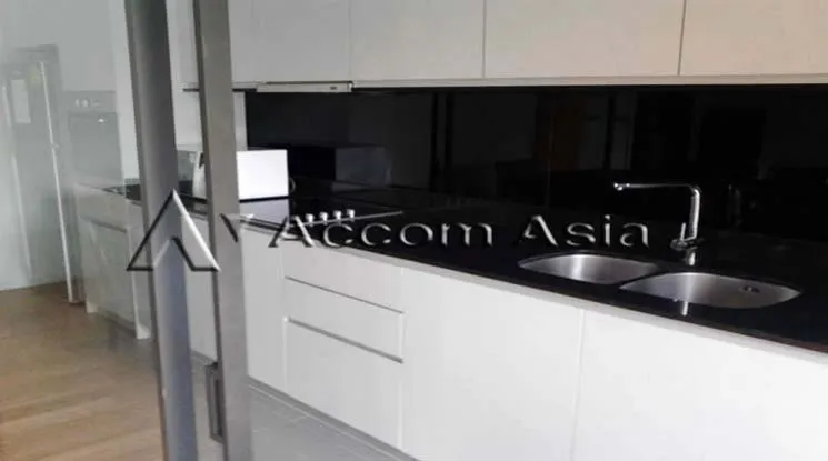  1  3 br Apartment for rent and sale in Ploenchit ,Bangkok BTS Chitlom at Low Rise And Peaceful 1420985