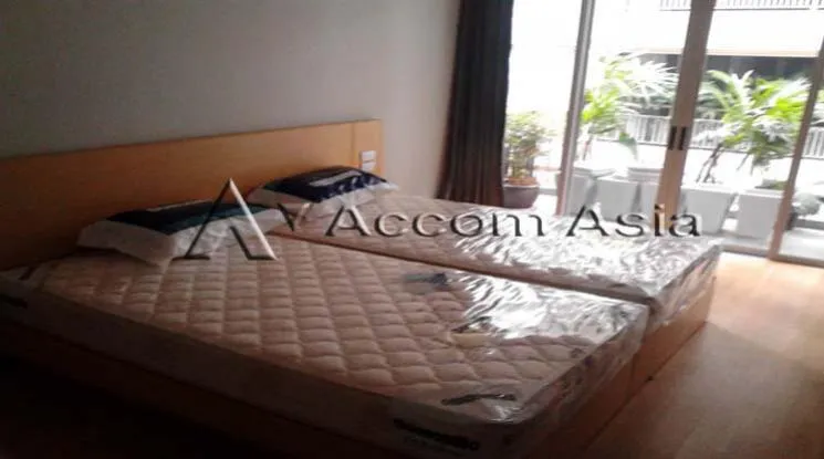 unit 3 Bedrooms  Apartment For Rent & Sale in Ploenchit, Bangkok  near BTS Chitlom (1420985)
