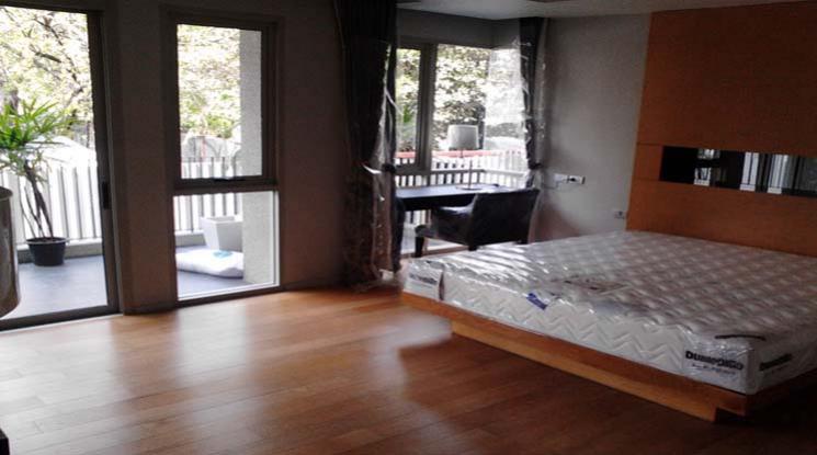 5  3 br Apartment for rent and sale in Ploenchit ,Bangkok BTS Chitlom at Low Rise And Peaceful 1420985