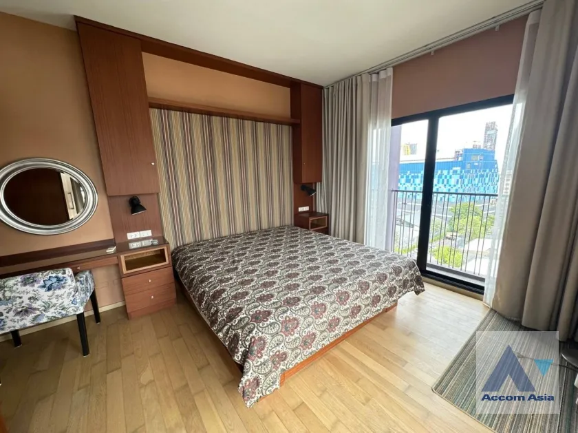  1  2 br Condominium For Rent in Sukhumvit ,Bangkok BTS Ekkamai at Noble Reveal 1521020