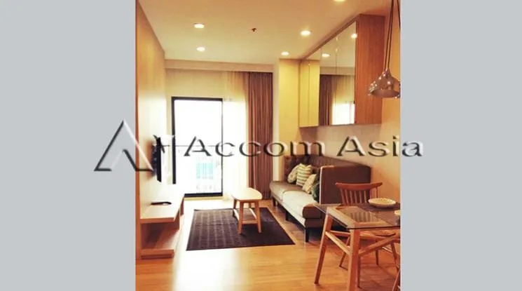 unit 1 Bedroom  Condominium For Rent & Sale in Sukhumvit, Bangkok  near BTS Ekkamai (1521023)