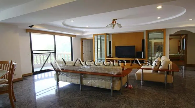 unit 3 Bedrooms  Condominium For Rent in Sukhumvit, Bangkok  near BTS Phrom Phong (1521066)