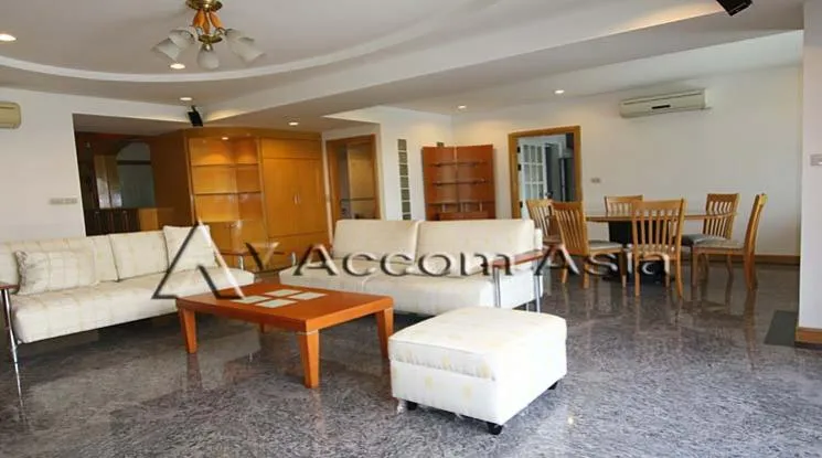 unit 3 Bedrooms  Condominium For Rent in Sukhumvit, Bangkok  near BTS Phrom Phong (1521066)