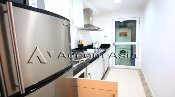 unit 1 Bedroom  Condominium For Rent in Ploenchit, Bangkok  near BTS Ploenchit (1521136)