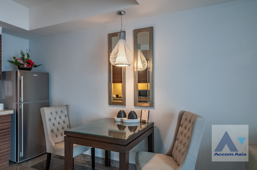  1  Apartment For Rent in Sukhumvit ,Bangkok BTS Phra khanong at The Luxury Boutique 1421138