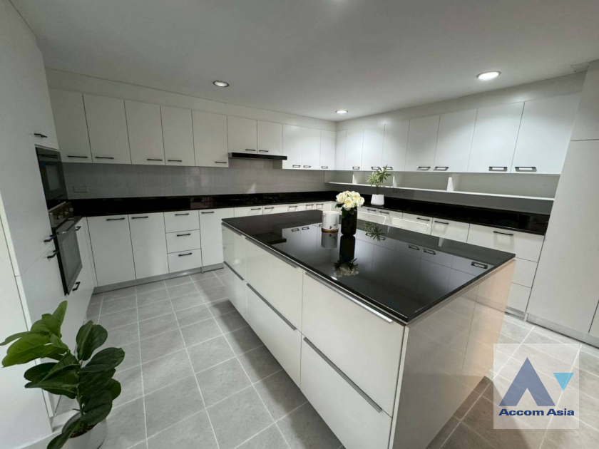 7  4 br Apartment For Rent in Sukhumvit ,Bangkok BTS Phrom Phong at Pet friendly - High rise Apartment in Phrom Phong 1421155