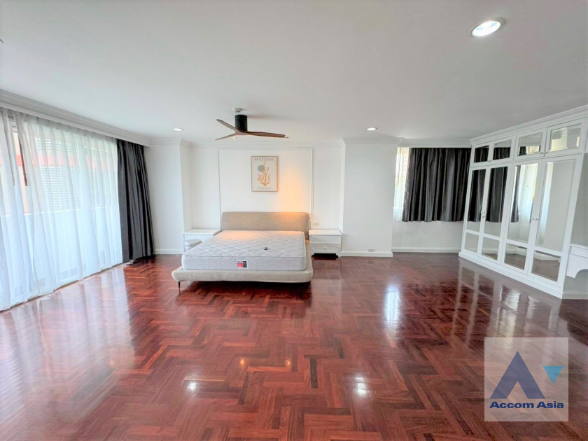 15  4 br Apartment For Rent in Sukhumvit ,Bangkok BTS Phrom Phong at Pet friendly - High rise Apartment in Phrom Phong 1421155