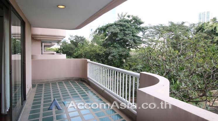 8  1 br Apartment For Rent in Sathorn ,Bangkok MRT Lumphini at High Rise Serviced Apartment 1421248