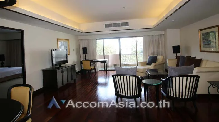 unit 2 Bedrooms  Apartment For Rent in Sathorn, Bangkok  near MRT Lumphini (1421249)