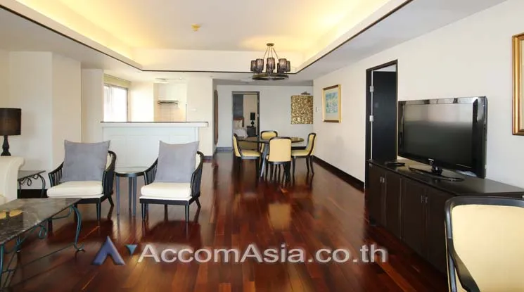 unit 2 Bedrooms  Apartment For Rent in Sathorn, Bangkok  near MRT Lumphini (1421249)