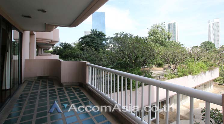 10  2 br Apartment For Rent in Sathorn ,Bangkok MRT Lumphini at High Rise Serviced Apartment 1421249