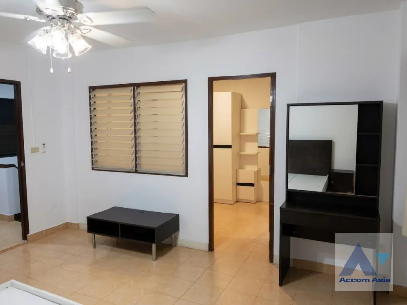 11  6 br House for rent and sale in Sukhumvit ,Bangkok  110179
