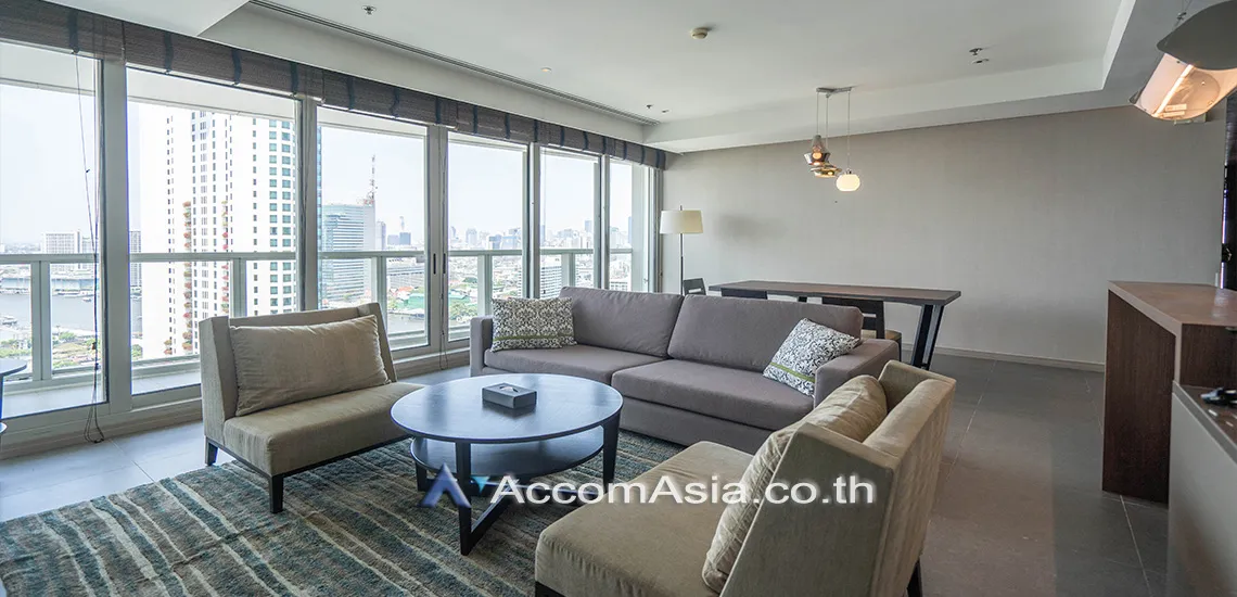 unit 3 Bedrooms  Apartment For Rent in Charoen Nakhon, Bangkok  near BTS Krung Thon Buri (1421281)