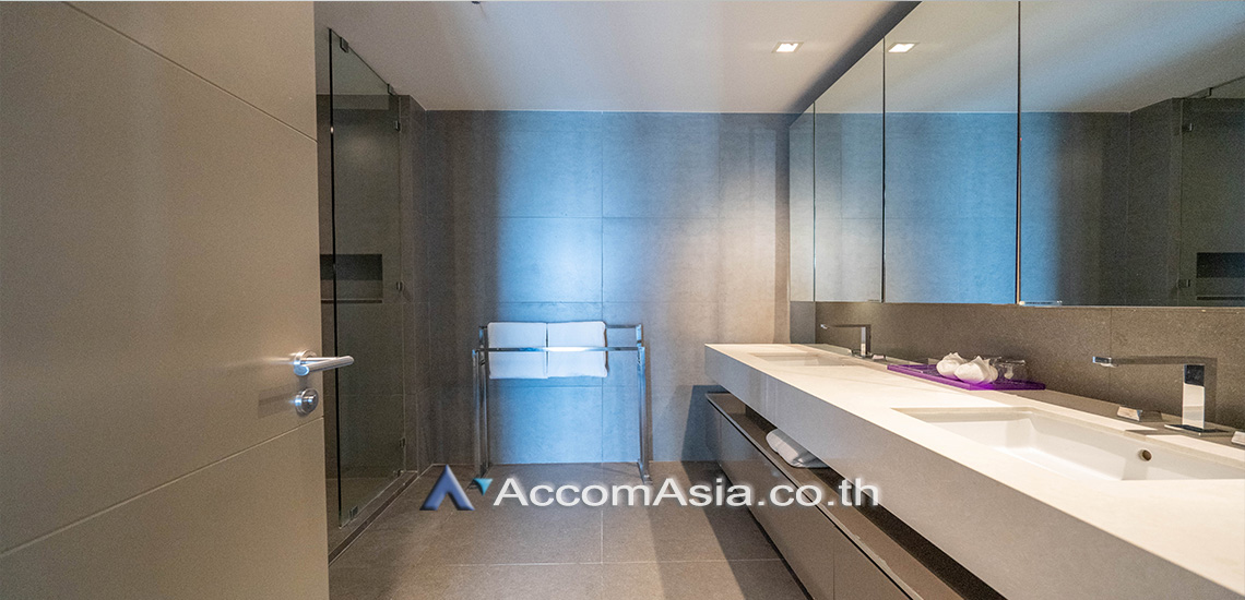 10  3 br Apartment For Rent in Charoen Nakhon ,Bangkok BTS Krung Thon Buri at The luxurious lifestyle 1421281