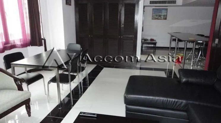  1  2 br Condominium For Sale in Sukhumvit ,Bangkok BTS Nana at Omni Tower 1521420