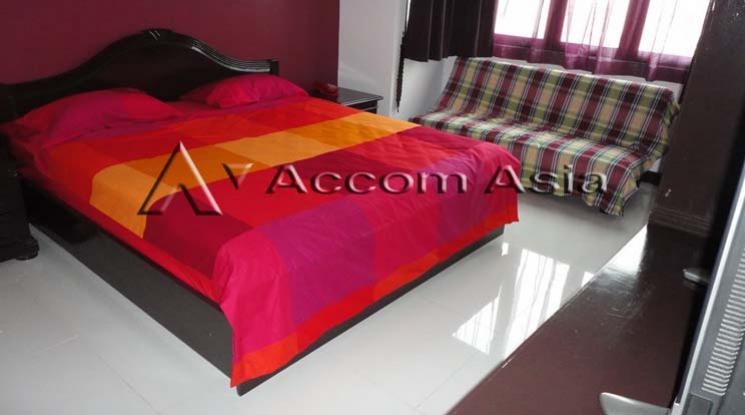 6  2 br Condominium For Sale in Sukhumvit ,Bangkok BTS Nana at Omni Tower 1521420