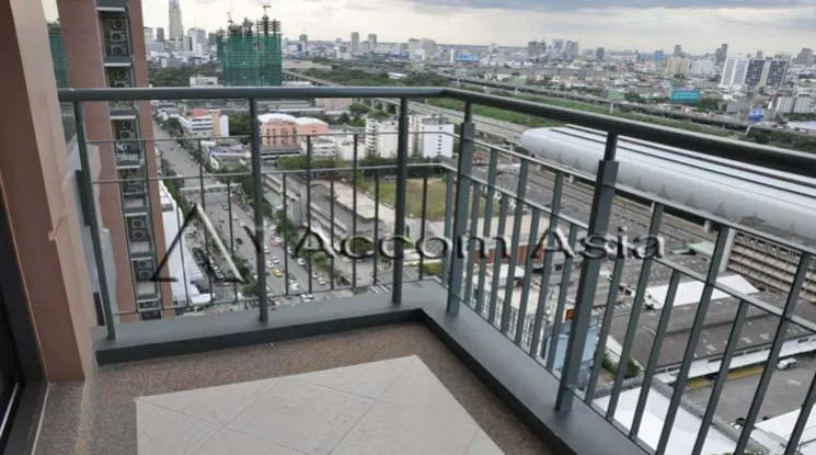 unit 2 Bedrooms  Condominium For Rent in Phaholyothin, Bangkok  near ARL Makkasan - MRT Phetchaburi (1521434)