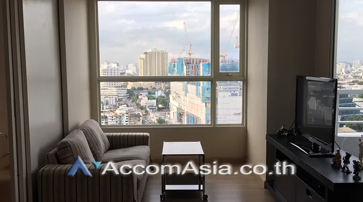 unit 1 Bedroom  Condominium For Rent in Charoen Nakhon, Bangkok  near BTS Krung Thon Buri (1521445)