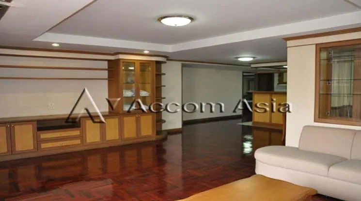 unit 2 Bedrooms  Apartment For Rent in Sukhumvit, Bangkok  near BTS Phrom Phong (1421497)
