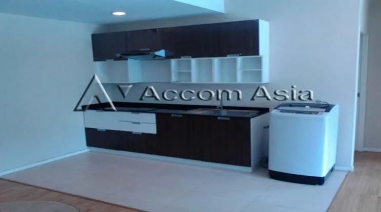 unit 2 Bedrooms  Condominium For Rent in Ploenchit, Bangkok  near BTS Ploenchit (1521514)