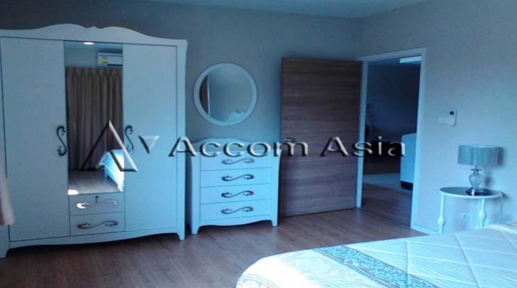 7  2 br Condominium For Rent in Ploenchit ,Bangkok BTS Ploenchit at Renova Residence 1521514