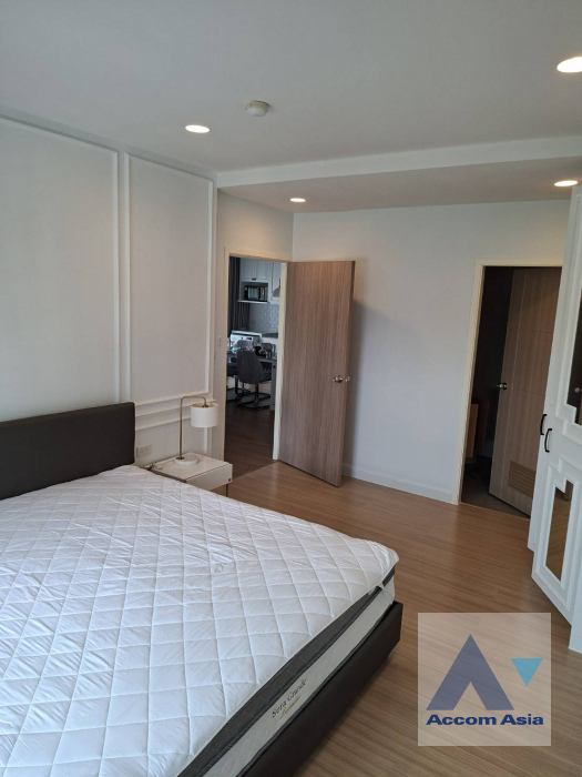 8  2 br Condominium For Rent in Ploenchit ,Bangkok BTS Ploenchit at Renova Residence 1521515