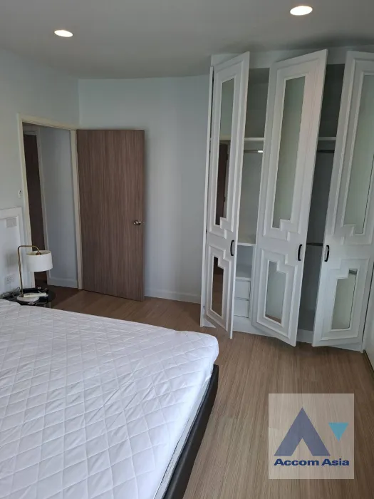 14  2 br Condominium For Rent in Ploenchit ,Bangkok BTS Ploenchit at Renova Residence 1521515