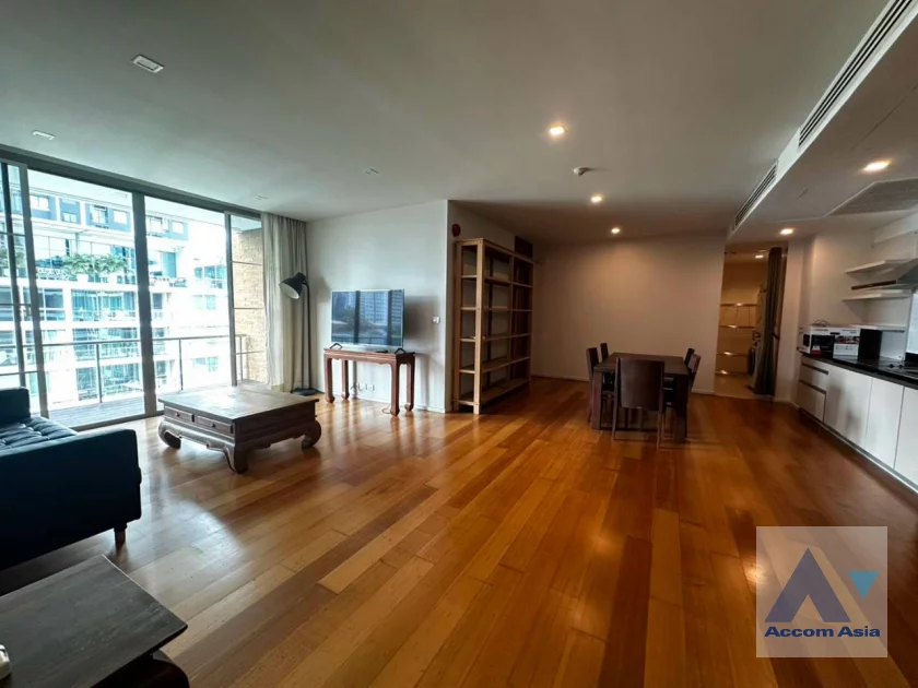 Pet friendly condominium for rent in Sukhumvit, Bangkok Code 1521545
