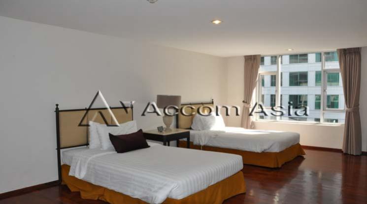 7  1 br Apartment For Rent in Sukhumvit ,Bangkok MRT Phetchaburi at Luxury fully serviced 1421564