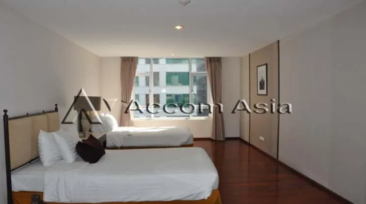 8  1 br Apartment For Rent in Sukhumvit ,Bangkok MRT Phetchaburi at Luxury fully serviced 1421564