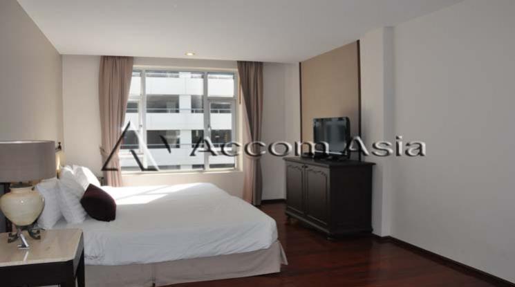 8  1 br Apartment For Rent in Sukhumvit ,Bangkok MRT Phetchaburi at Luxury fully serviced 1421565