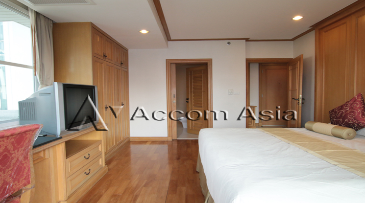 7  1 br Apartment For Rent in Sukhumvit ,Bangkok BTS Phrom Phong at Classic Style - High Standard Apartment in a Prime Location 1421607