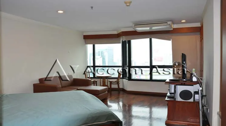 unit Studio  Condominium For Rent in Ploenchit, Bangkok  near BTS Ratchadamri (13000102)