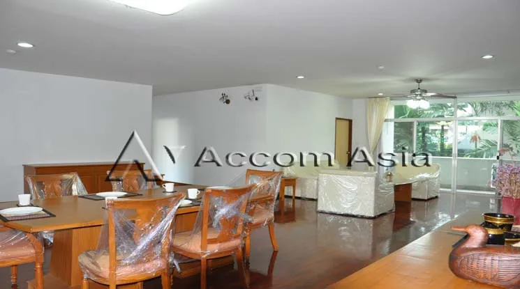 unitBig Balcony |  3 Bedrooms  Apartment For Rent in Sukhumvit, Bangkok  near BTS Phrom Phong (13000109)