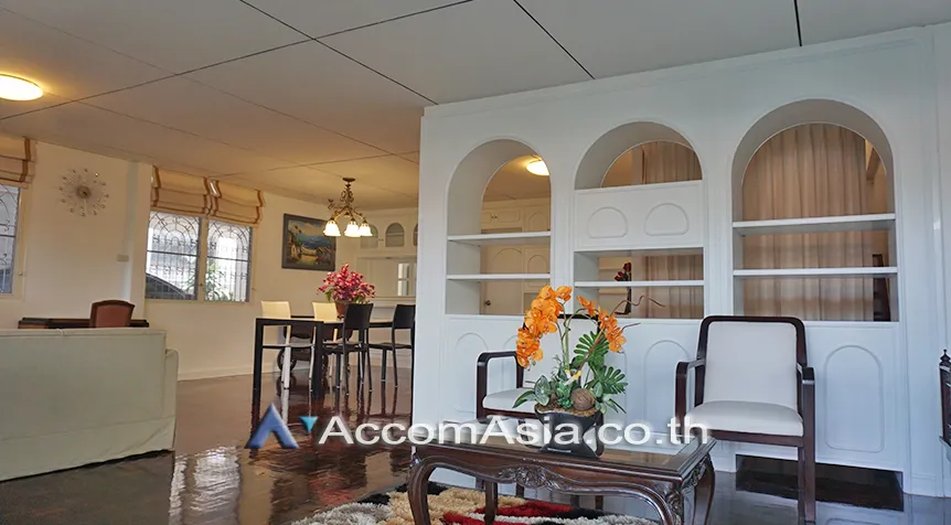  2  3 br House for rent and sale in Sukhumvit ,Bangkok BTS Phra khanong 90349