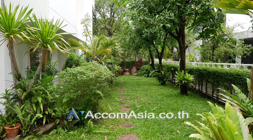 1  3 br House for rent and sale in Sukhumvit ,Bangkok BTS Phra khanong 90349