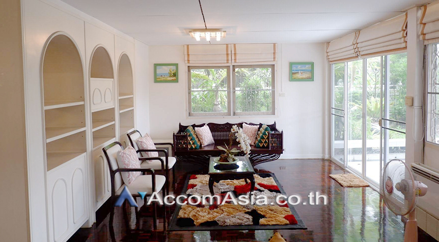  1  3 br House for rent and sale in Sukhumvit ,Bangkok BTS Phra khanong 90349