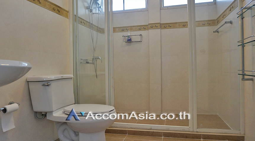 18  3 br House for rent and sale in Sukhumvit ,Bangkok BTS Phra khanong 90349