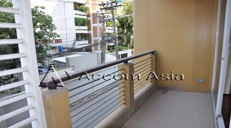 unit 2 Bedrooms  Apartment For Rent in Ploenchit, Bangkok  near BTS Ploenchit (13000193)