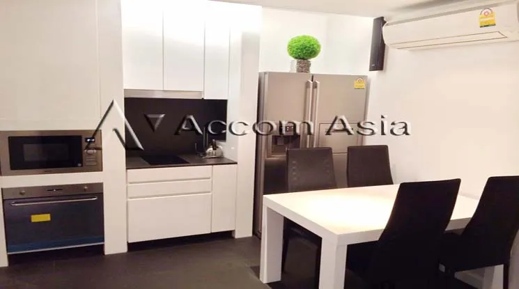 unit 2 Bedrooms  Condominium For Rent in Sukhumvit, Bangkok  near MRT Sukhumvit - BTS Asok (13000203)