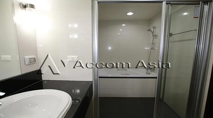 9  2 br Apartment For Rent in Sukhumvit ,Bangkok MRT Sukhumvit - BTS Asok at Peaceful residential 13000224
