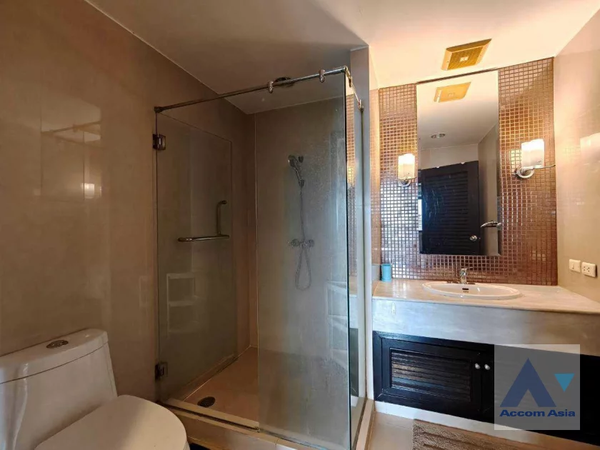 16  3 br Condominium For Rent in Sukhumvit ,Bangkok BTS Nana at Lake Green 13000229