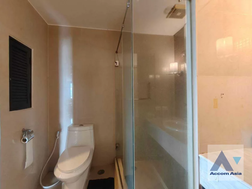 17  3 br Condominium For Rent in Sukhumvit ,Bangkok BTS Nana at Lake Green 13000229