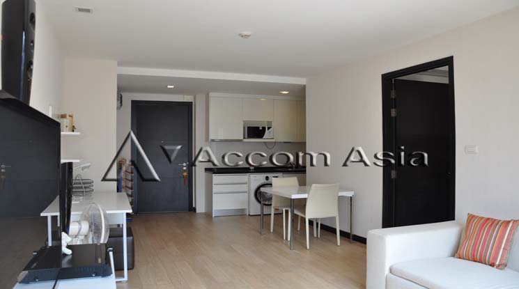 7  1 br Condominium For Rent in Ploenchit ,Bangkok BTS Ploenchit at O2 Hip 13000233