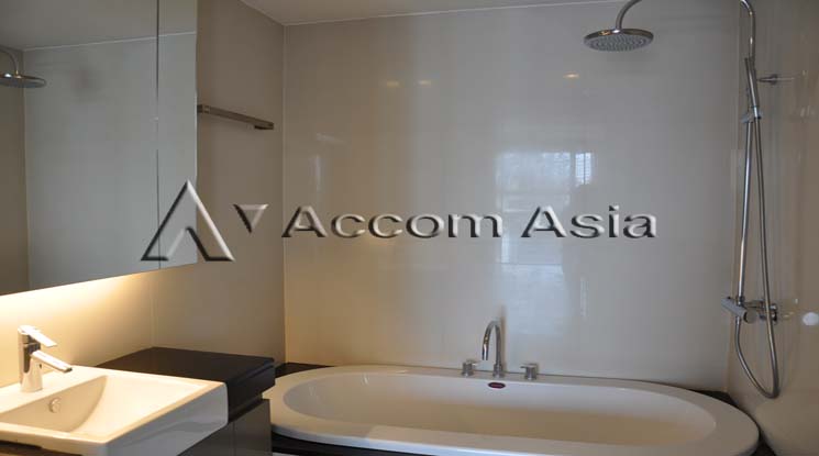 11  2 br Condominium For Rent in Ploenchit ,Bangkok BTS Ploenchit at O2 Hip 13000234