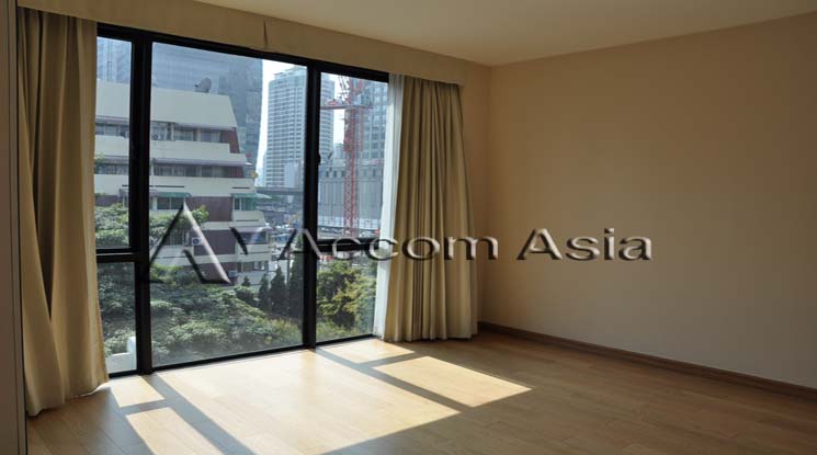 10  2 br Condominium For Rent in Ploenchit ,Bangkok BTS Ploenchit at O2 Hip 13000234