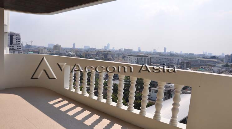  1  2 br Apartment for rent and sale in Sathorn ,Bangkok BTS Chong Nonsi at Perfect For Family 13000266