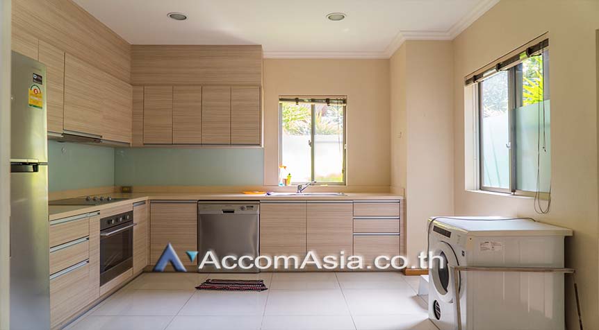 6  3 br House For Rent in Sukhumvit ,Bangkok BTS Phrom Phong 13000280