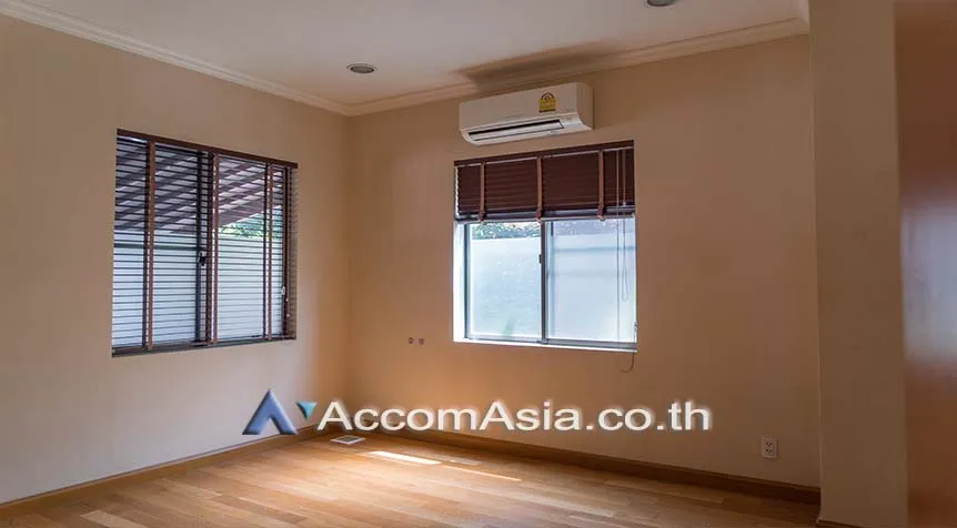 9  3 br House For Rent in Sukhumvit ,Bangkok BTS Phrom Phong 13000280